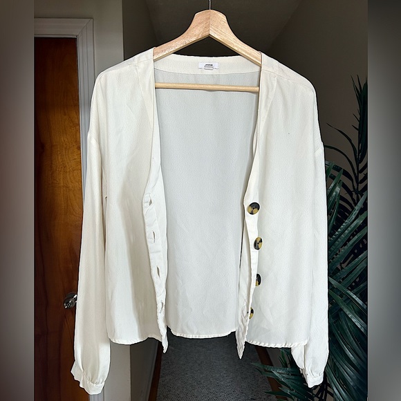 NWOT Button Blouse | Size Medium | White - Picture 2 of 5